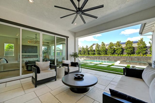 2204 Pinehurst Dr, Lincoln, CA 95648