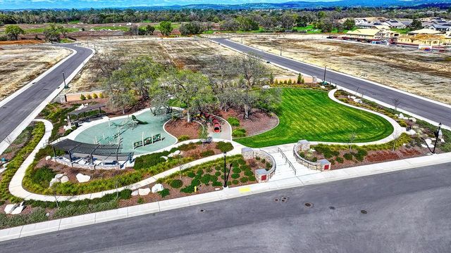 2204 Pinehurst Dr, Lincoln, CA 95648