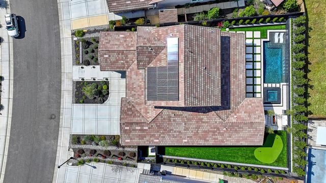 2204 Pinehurst Dr, Lincoln, CA 95648