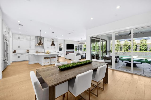 2204 Pinehurst Dr, Lincoln, CA 95648