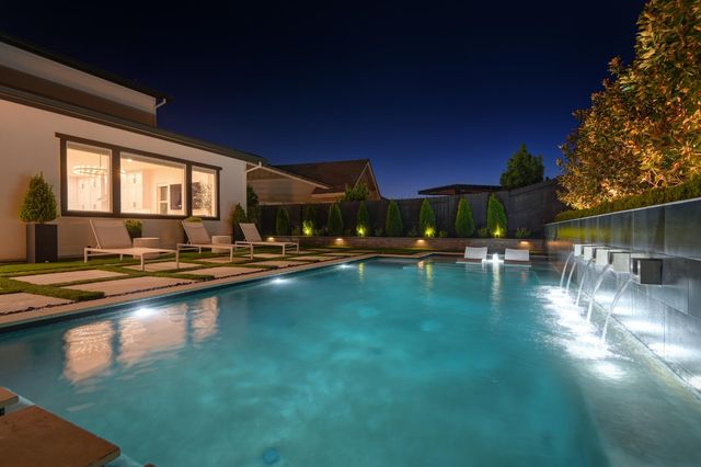 2204 Pinehurst Dr, Lincoln, CA 95648