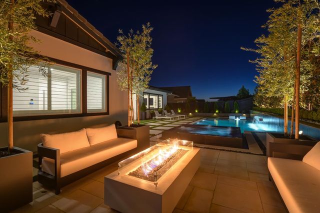 2204 Pinehurst Dr, Lincoln, CA 95648