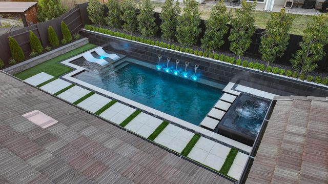 2204 Pinehurst Dr, Lincoln, CA 95648