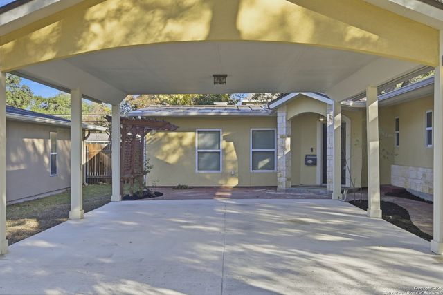 415 CALUMET PL, San Antonio, TX 78209