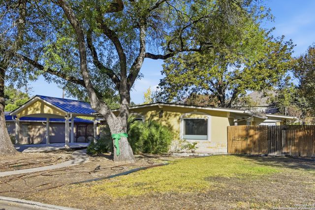 415 CALUMET PL, San Antonio, TX 78209