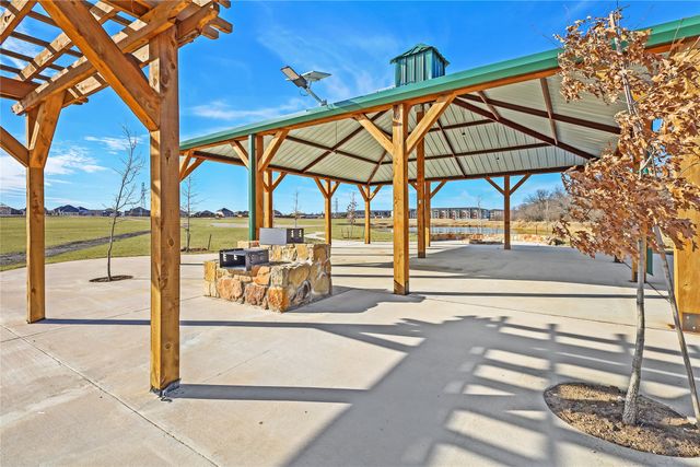3132 Manchester Drive, Cleburne, TX 76031