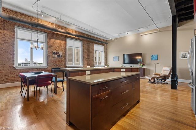 1 W 5th Street 207, Winston-salem, NC 27101