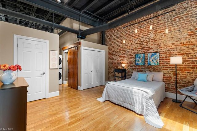 1 W 5th Street 207, Winston-salem, NC 27101