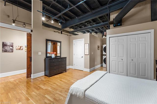1 W 5th Street 207, Winston-salem, NC 27101