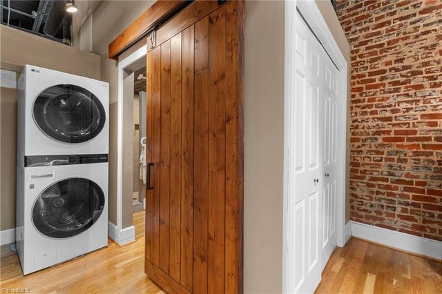 1 W 5th Street 207, Winston-salem, NC 27101