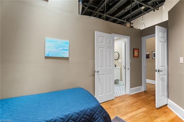 1 W 5th Street 207, Winston-salem, NC 27101