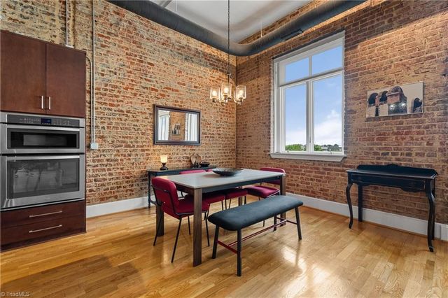 1 W 5th Street 207, Winston-salem, NC 27101