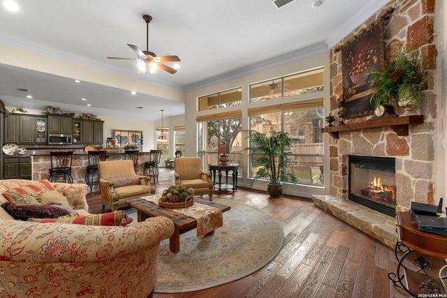 1310 Via Se Villa, San Antonio, TX 78260