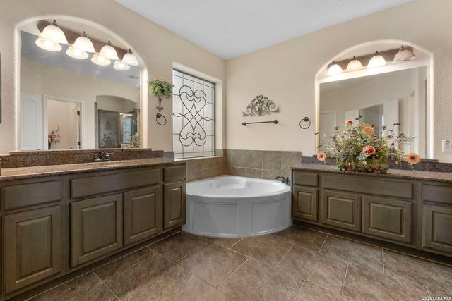 1310 Via Se Villa, San Antonio, TX 78260