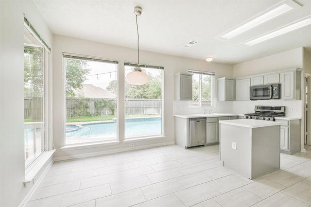 10239 Sable Trail Lane, Houston, TX 77064
