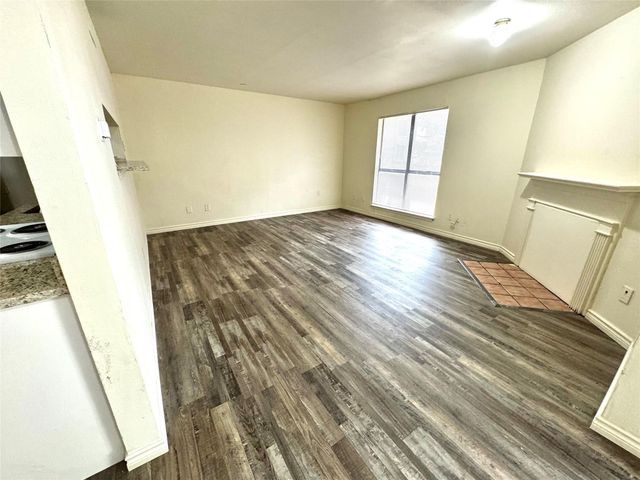 3524 Buckingham 312, Garland, TX 75042