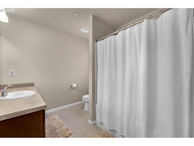 7410 N 93RD Loop, Camas, WA 98607