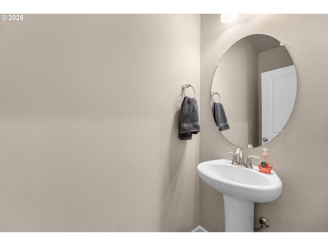 7410 N 93RD Loop, Camas, WA 98607