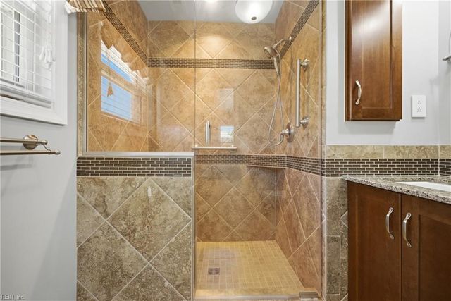 2001 Starboard CT, Virginia Beach, VA 23454