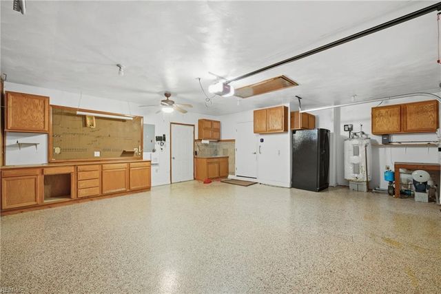 2001 Starboard CT, Virginia Beach, VA 23454