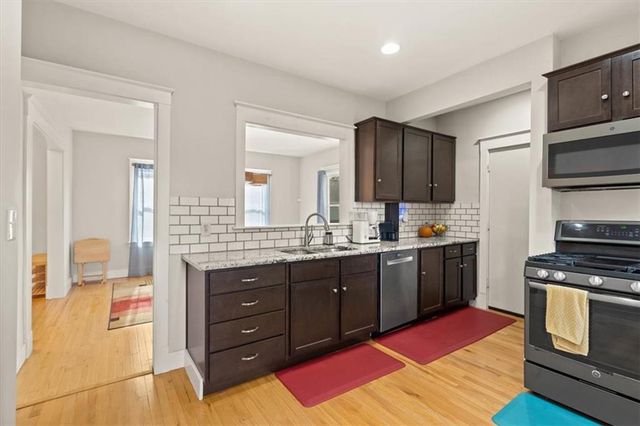 5420 Tracy Avenue, Kansas City, MO 64110