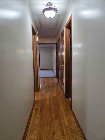 15917 E 41ST Street, Independence, MO 64055