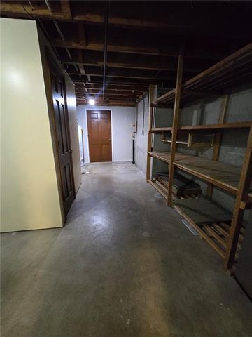 15917 E 41ST Street, Independence, MO 64055
