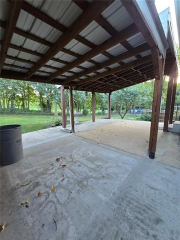 15917 E 41ST Street, Independence, MO 64055