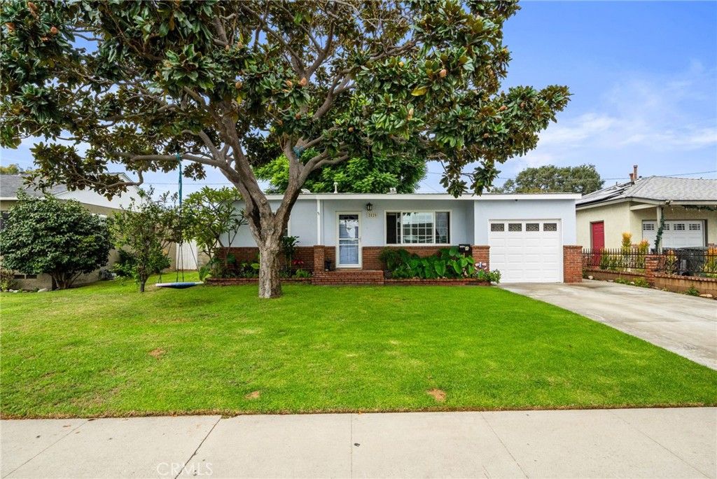 2825 Martha Avenue, Torrance, CA 90501