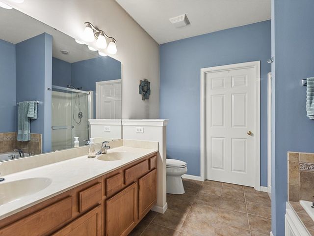 6364 PARKS EDGE Drive 0, Loves Park, IL 61111