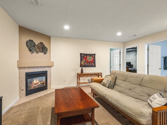 6364 PARKS EDGE Drive 0, Loves Park, IL 61111