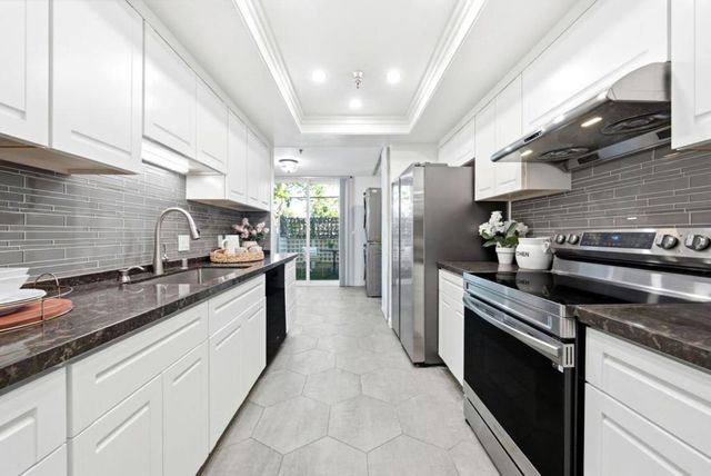 800 N El Camino Real 102, San Mateo, CA 94401