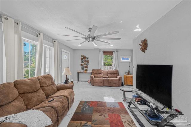 206 E Anderson St, Pensacola, FL 32503