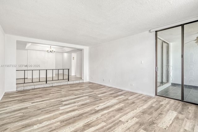 3760 Inverrary Dr 2L, Lauderhill, FL 33319