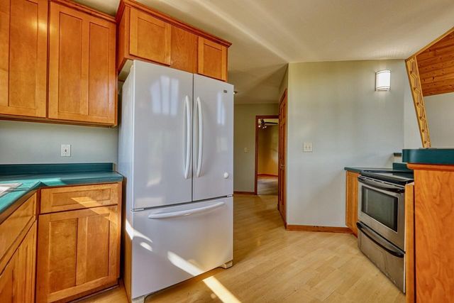 N8502 Schultz Road, Portage, WI 53901