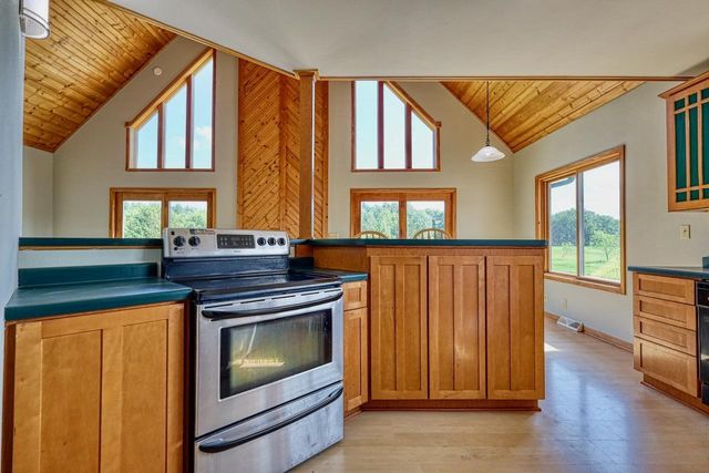 N8502 Schultz Road, Portage, WI 53901