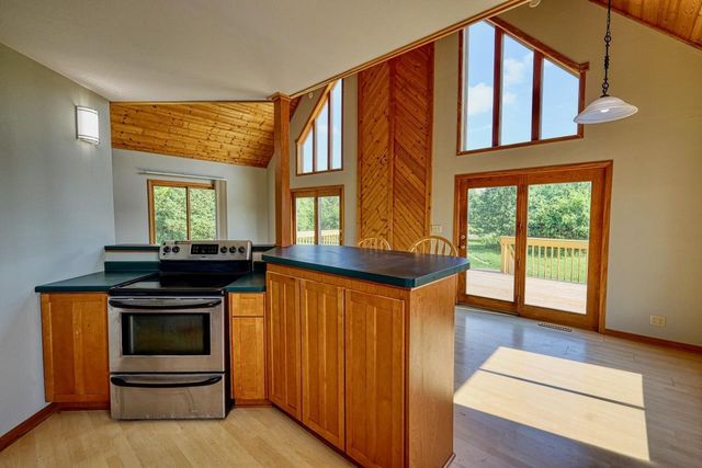 N8502 Schultz Road, Portage, WI 53901