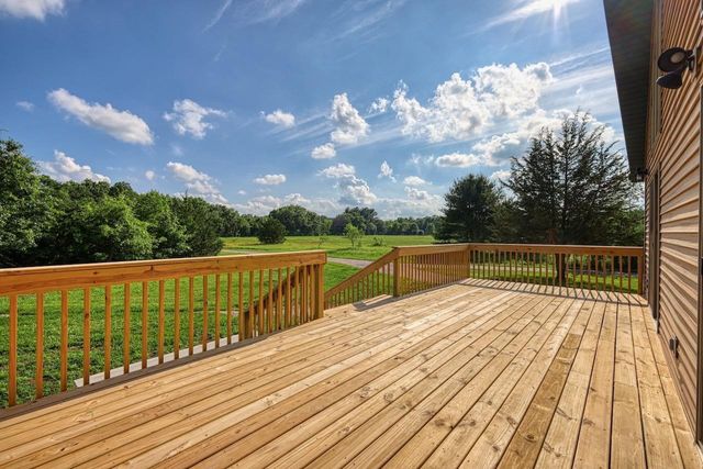 N8502 Schultz Road, Portage, WI 53901