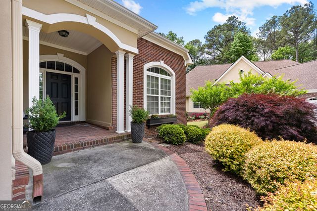 123 Crown Court, Peachtree City, GA 30269