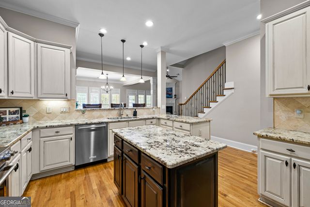 123 Crown Court, Peachtree City, GA 30269
