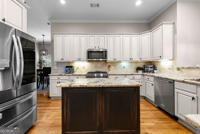 123 Crown Court, Peachtree City, GA 30269