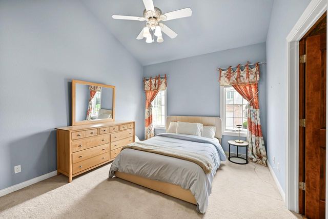 N52W21298 Golfview COURT, Menomonee Falls, WI 53051