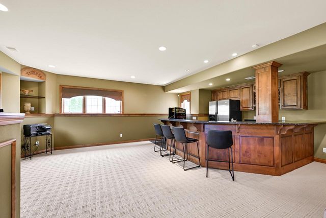 N52W21298 Golfview COURT, Menomonee Falls, WI 53051