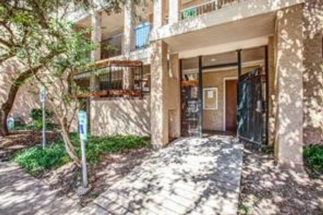 5550 Spring Valley Road E23, Dallas, TX 75254