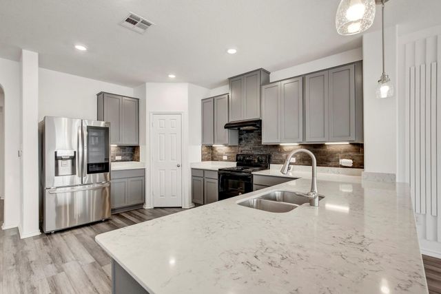 6512 Wagon Spring ST, Del Valle, TX 78617
