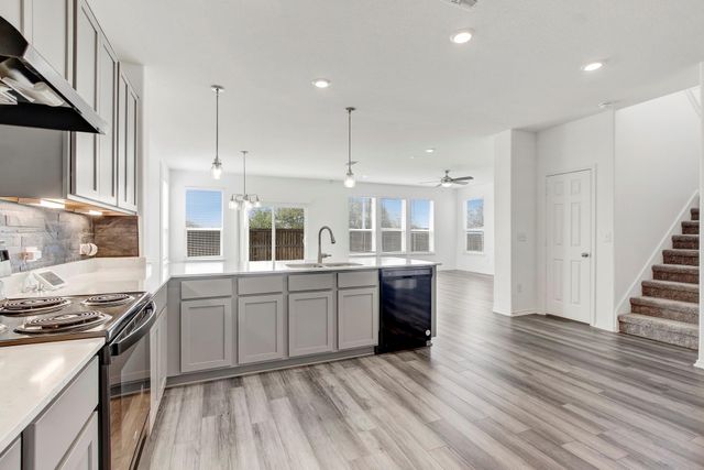 6512 Wagon Spring ST, Del Valle, TX 78617