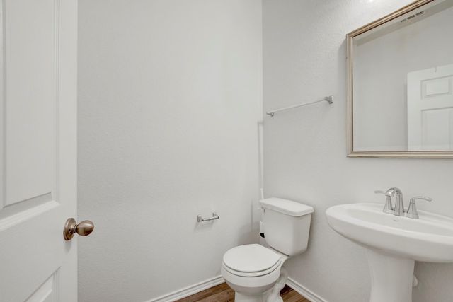 6512 Wagon Spring ST, Del Valle, TX 78617
