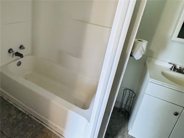 1514 5th Ave, Coraopolis, PA 15108