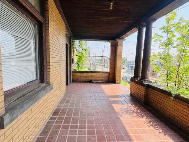 1514 5th Ave, Coraopolis, PA 15108