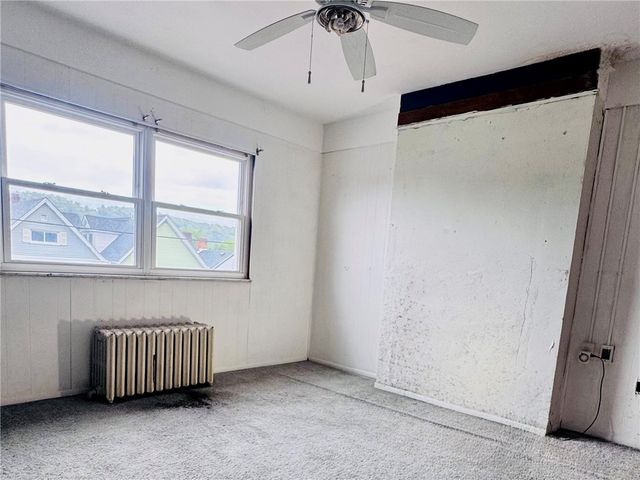 1514 5th Ave, Coraopolis, PA 15108